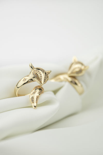 fox figured gold ring